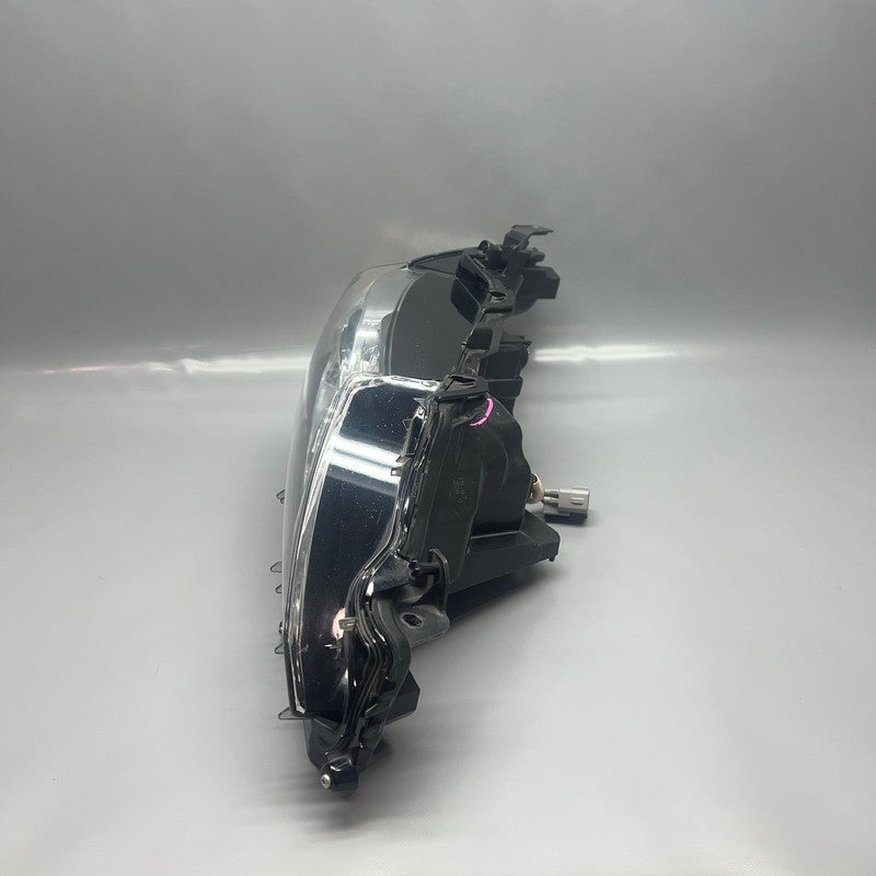 TOYOTA CAMRY HEADLIGHT RIGHT PASSENGER 2018 2019 2020 OEM