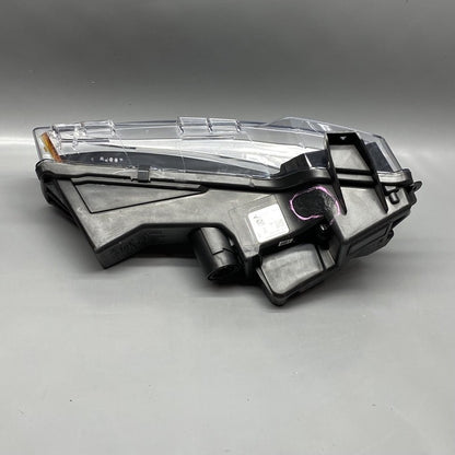 1077390-00-F TESLA MODEL 3 FOG LIGHT RIGHT PASSENGER 2017 18 19 20 21 2022 2 PIN 1077390-00-F