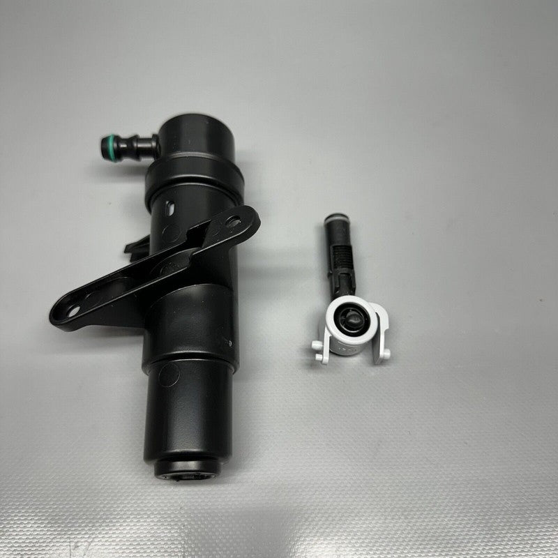 C2P13238 JAGUAR XK XKR WASHER PUMP RIGHT 2007 2008 2009 2010 2011 2012 2013 2014 OEM