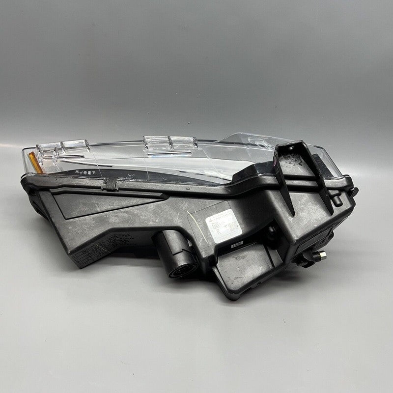 1077392-00-F TESLA MODEL 3 FOG LIGHT RIGHT PASSENGER 2017 18 19 20 21 2022 OEM 1077392-00-F