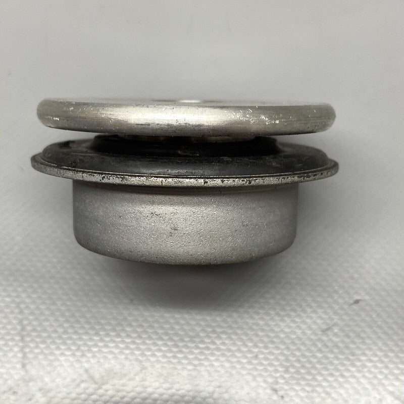 000213582 MASERATI GRANTURISMO CONTROL ARM BUSHING UPPER 2012 2013 14 2015 OEM 000213582