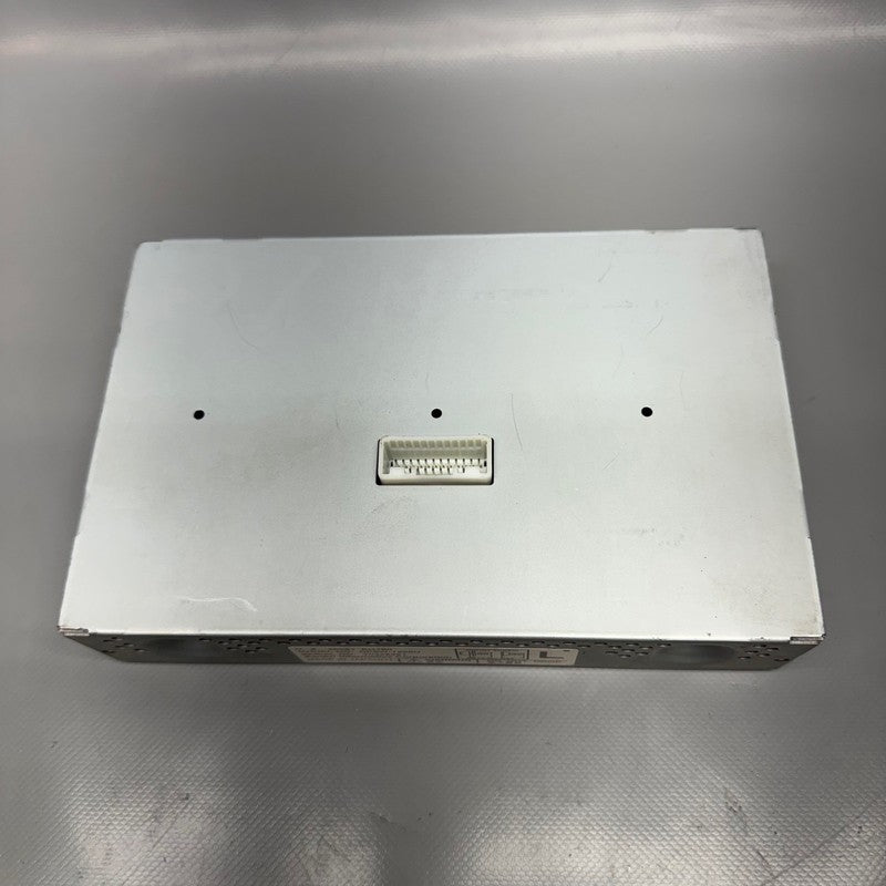 INFINITI M35 RADIO INFORMATION DISPLAY SCREEN 2006 2007 OEM 28091-EH10