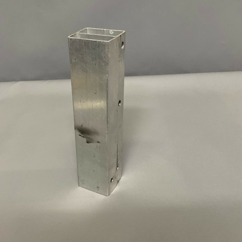 8r0807331d AUDI Q5 REINFORCEMENT BRACKET LEFT 2009 2010 2011 2012 2013 2014 2015 2016 OEM 