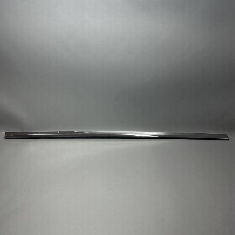1098684-00-D TESLA MODEL X DOOR WINDOW MOLDING RIGHT FRONT 2015 16 17 18 19 20 21 22 2023 OEM