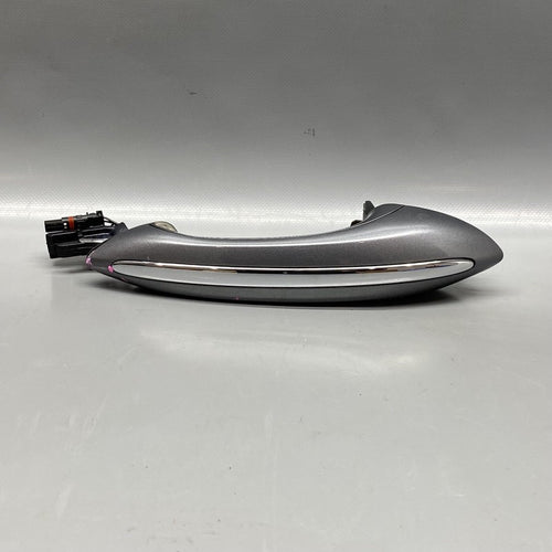 7305284 BMW 528 DOOR HANDLE RIGHT FRONT KEYLESS 2014 2015 2016 F10 OEM 7305284
