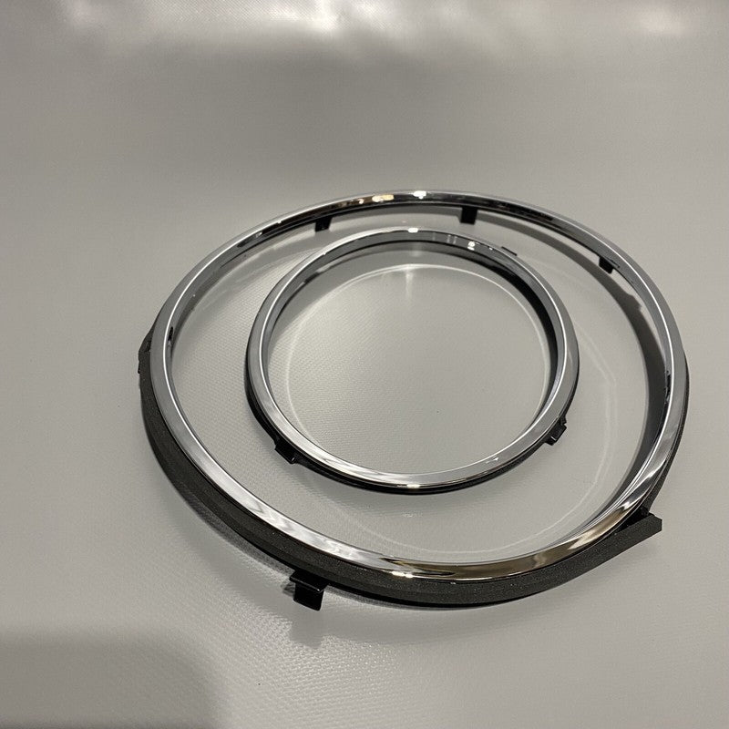 36A807823C BENTLEY BENTAYGA TRIM RINGS LEFT 36A807823C OEM 2017 2018