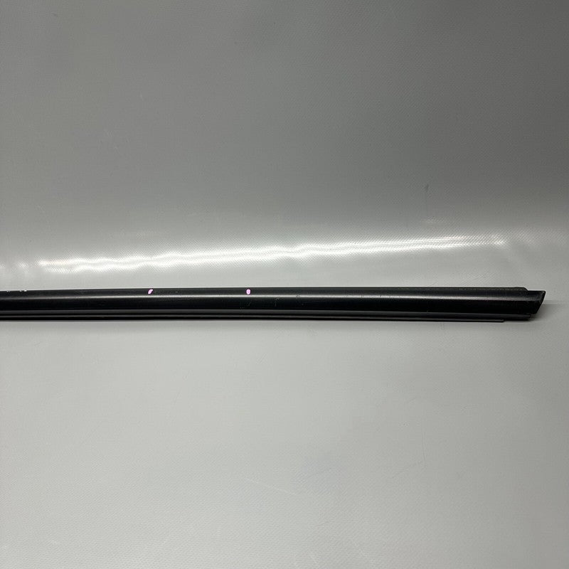 99153708601 PORSCHE 911 CAYMAN 718 DOOR MOLDING RIGHT FRONT 2017-2023 OEM 99153708601