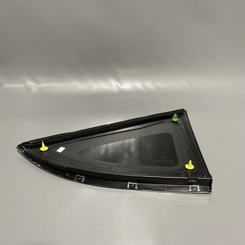 1034907-85-F TESLA MODEL X QUARTER GLASS RIGHT 1034907-85-F 2016 2017 2018 2019 2020 OEM