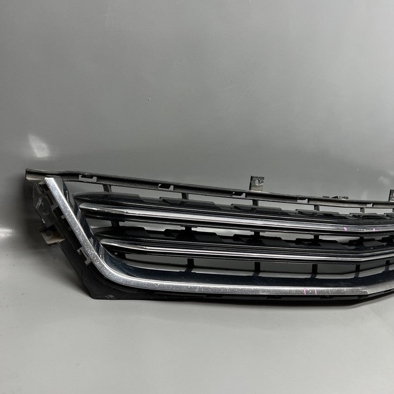 22798097 CHEVY IMPALA LOWER GRILLE 2014 2015 2016 2017 2018 2019 2020 OEM 22798097