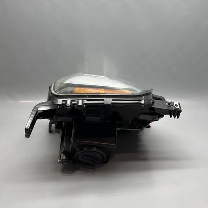 84016911 GMC SIERRA HEADLIGHT RIGHT PASSENGER 2016 2017 2018 2019 XENON OEM 84016911