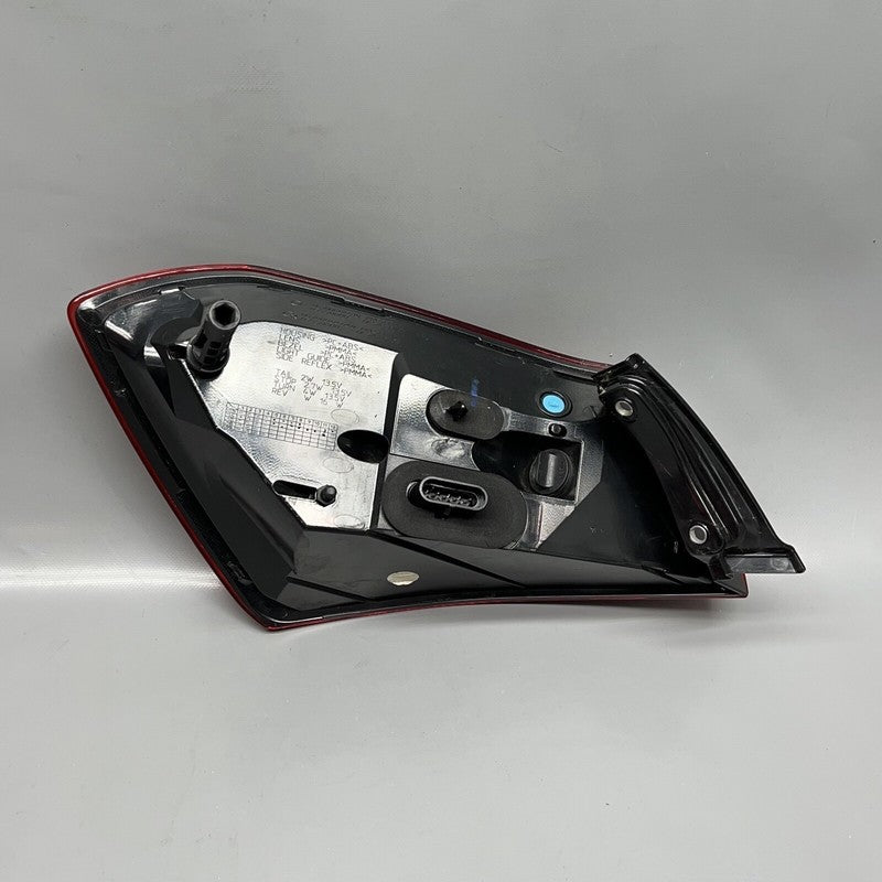 MASERATI GHIBLI TAIL LIGHT RIGHT PASSENGER 2014 15 16 17 2018 LED OEM 