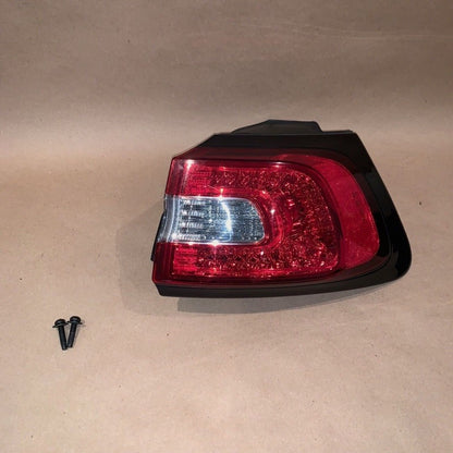 6810296AE JEEP CHEROKEE TAIL LIGHT RIGHT PASSENGER 6810296AE 2014 2015 2016 2017 LED OEM