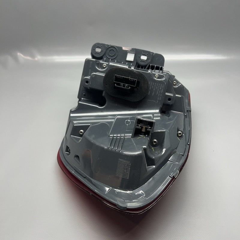 H3740873913 BMW X3 TAIL LIGHT LEFT DRIVER X5M 2018 2019 2020 2021 LED H3740873913