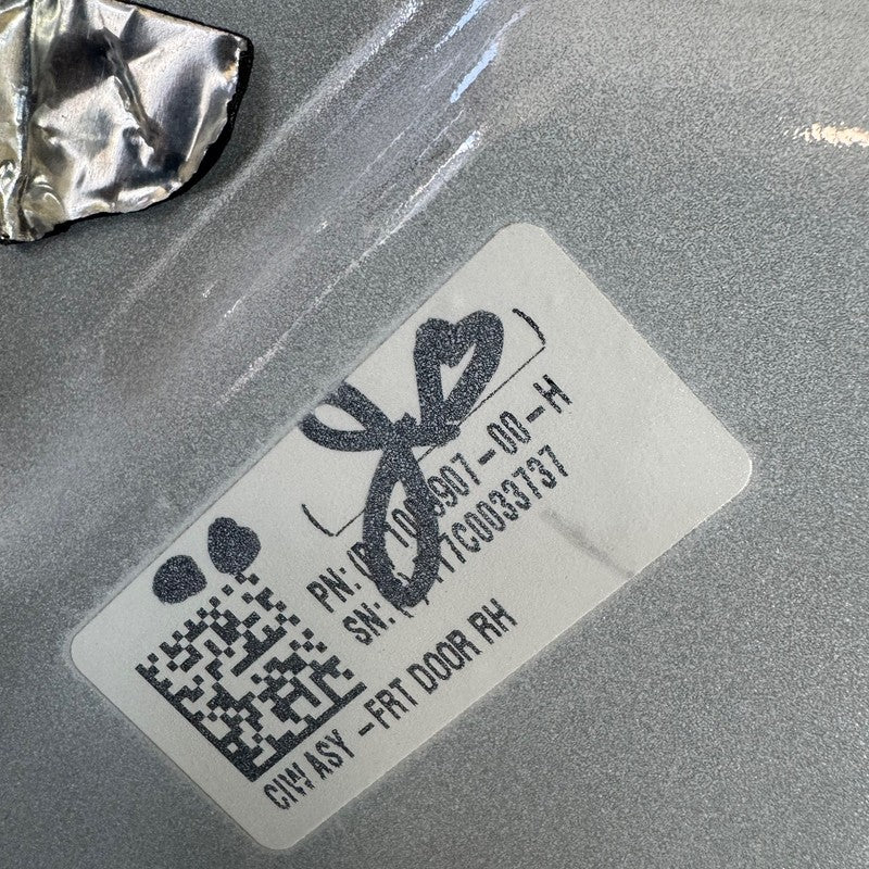 TESLA MODEL X DOOR RIGHT FRONT 2016 2017 2018 2019 2020 OEM 1009907-00