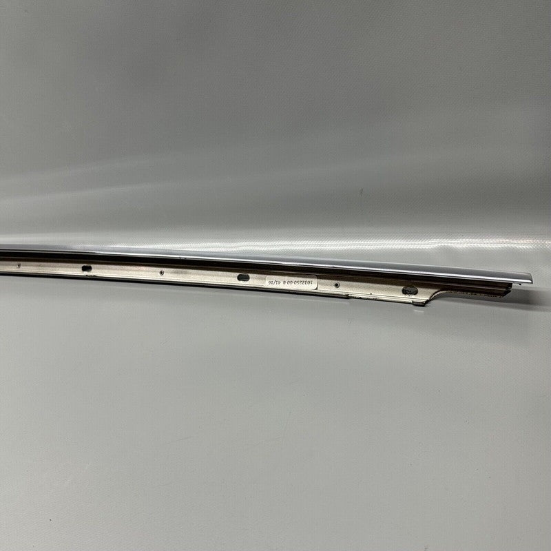 1032250-00-B TESLA MODEL X DOOR CHROME RIGHT REAR UPPER 2016 2017 18 19 2020 OEM 1032250-00-B