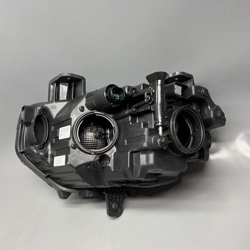 HYUNDAI VENUE HEADLIGHT RIGHT PASSENGER 2020 2021 2022 2023 2024 HALOG