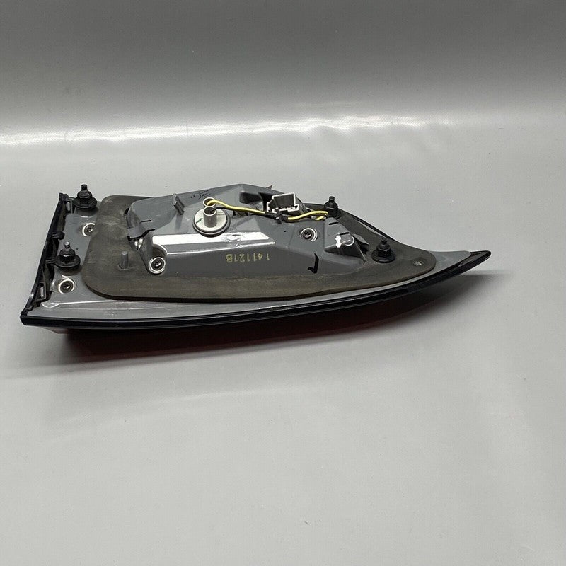 JEEP CHEROKEE TAIL LIGHT LEFT DRIVER INNER 2014 2015 2016 2017 2018 OEM