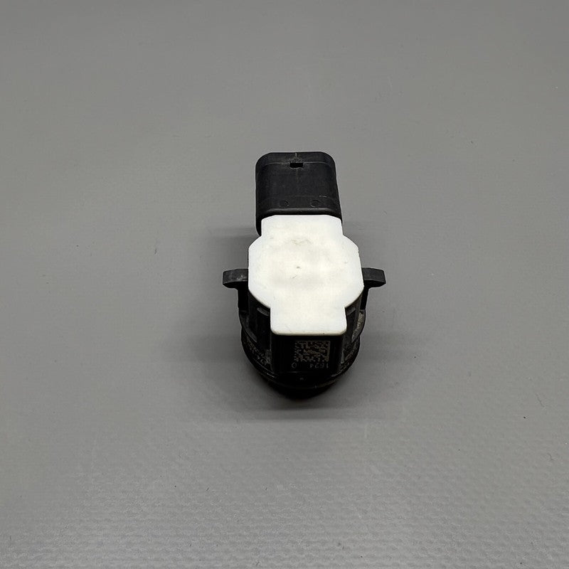 1048474-13-A TESLA MODEL S,X PARKING SENSOR 2016 2017 2018 2019 2020 OEM 1048474-13-A