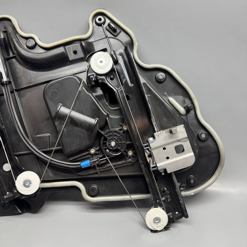 TESLA MODEL 3 WINDOW REGULATOR RIGHT REAR 2017 2018 2019 2020 OEM 1096