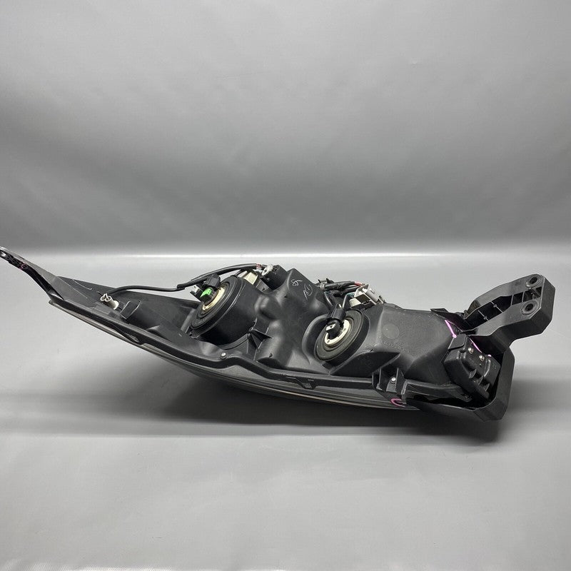 SUBARU LEGACY OUTBACK HEADLIGHT RIGHT PASSENGER 2015 2016 2017 HALOGEN