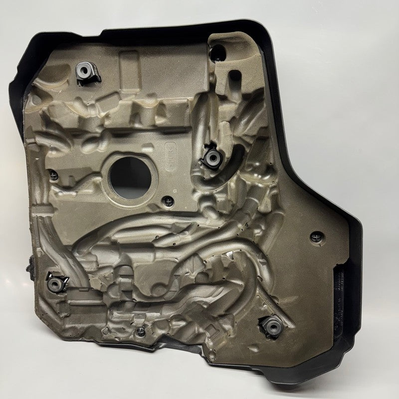 BMW 330I ENGINE COVER 2019 2020 2021 2022 2023 OEM 8676203