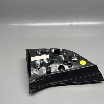1502089-00-B TESLA MODEL Y TAIL LIGHT TRUNK RIGHT 2020 2021 2022 2023 2024 OEM 1502089-00-B