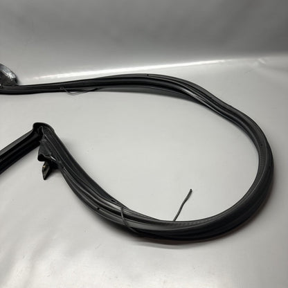 1090510-00-L TESLA MODEL 3 DOOR SEAL RIGHT REAR 2017 18 19 20 21 22 2023 OEM 1090510-00-L