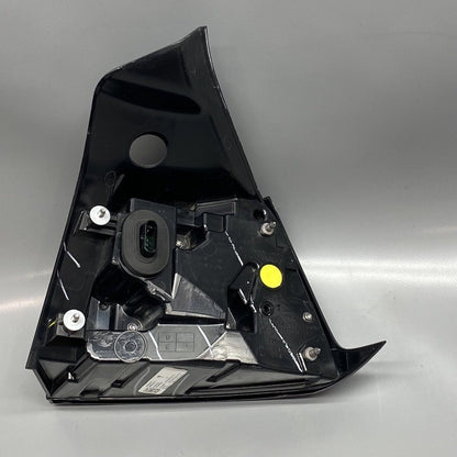 1502086-00-D TESLA MODEL Y TAIL LIGHT LEFT DRIVER 2020 2021 2022 2023 LED OEM 1502086-00-D