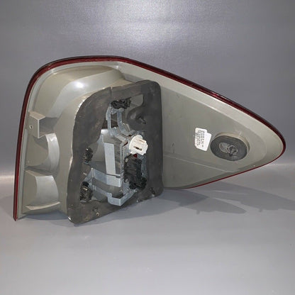 A1648201964 MERCEDES BENZ ML63 ML350 LEFT DRIVER SIDE TAIL LIGHT 2006 2007 2008 OEM