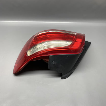 9-2X SAAB 9-2X WAGON TAIL LIGHT RIGHT PASSENGER 2006 2007 OEM