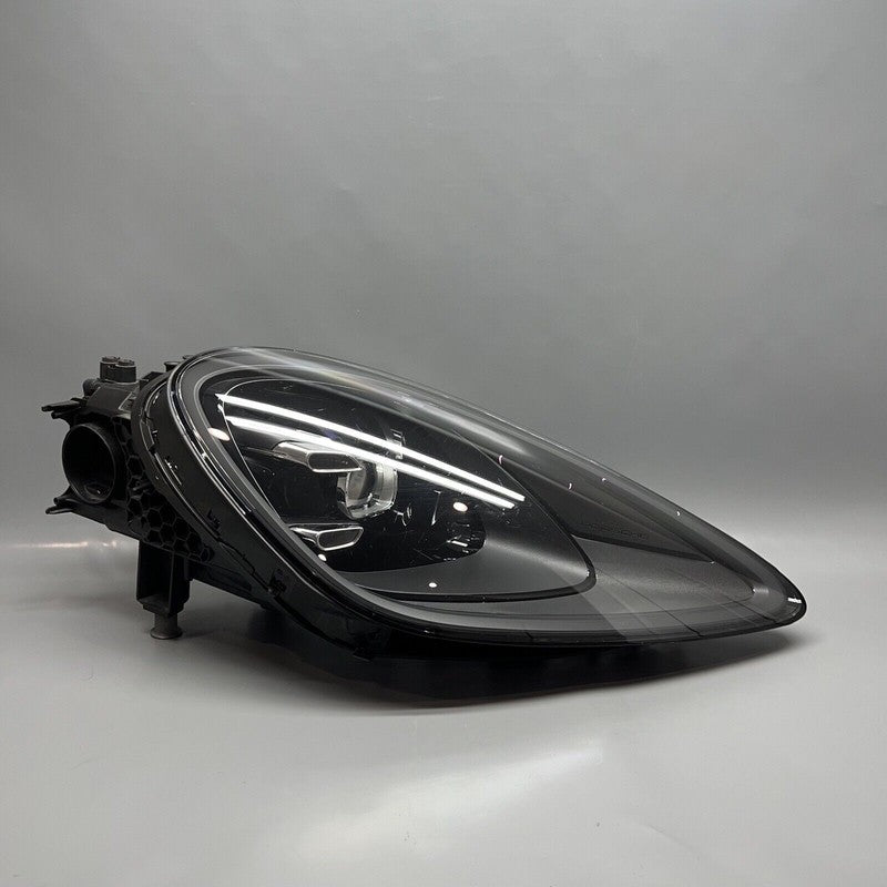 PORSCHE CAYENNE HEADLIGHT RIGHT PASSENGER 2019 2020 2021 2022 LED OEM 