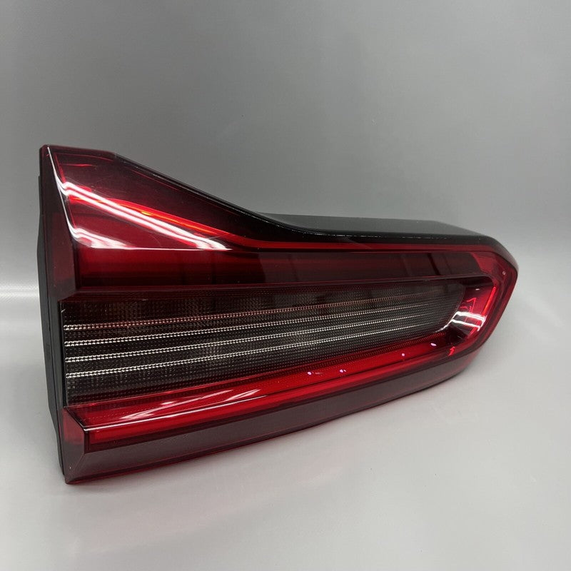 BMW X5 TAIL LIGHT RIGHT PASSENGER INNER 2019 2020 2021 OEM 8793199807