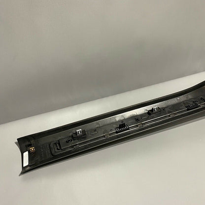 1035987-00-G TESLA MODEL X DOOR SILL COVER RIGHT FRONT 1035987-00-G 2016 2017 2018 2019 OEM