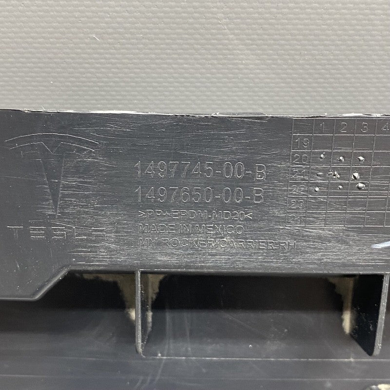 1497745-00-B TESLA MODEL Y ROCKER MOLDING RIGHT PASSENGER 2020 2021 2022 2023 1497745-00-B