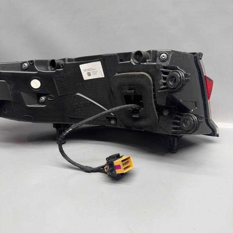 PORSCHE MACAN GTS TAIL LIGHT RIGHT PASSENGER 2019-2021 2022 2023 2024 