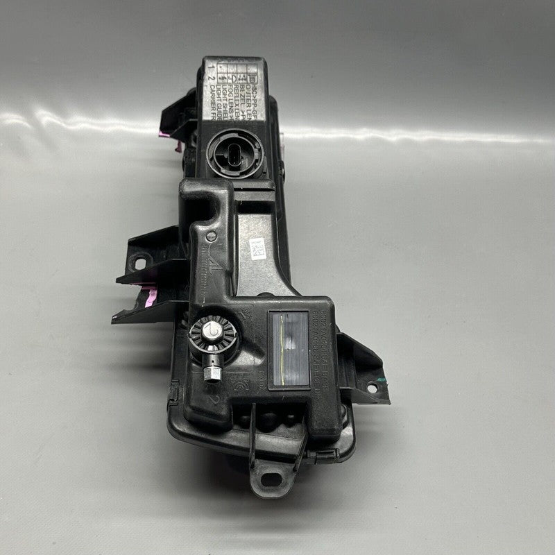 1077392-00-F TESLA MODEL 3 FOG LIGHT RIGHT PASSENGER 2017 18 19 20 21 2022 OEM 1077392-00-F