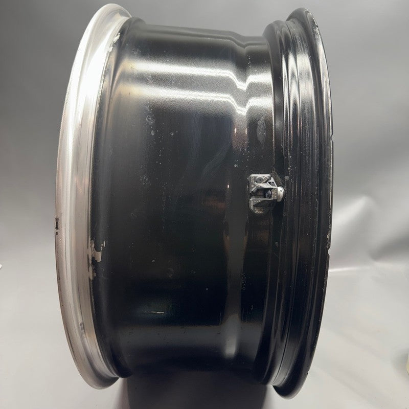 BMW XM WHEEL RIM FRONT 23 INCH 2024 2025 2026 OEM 6856021
