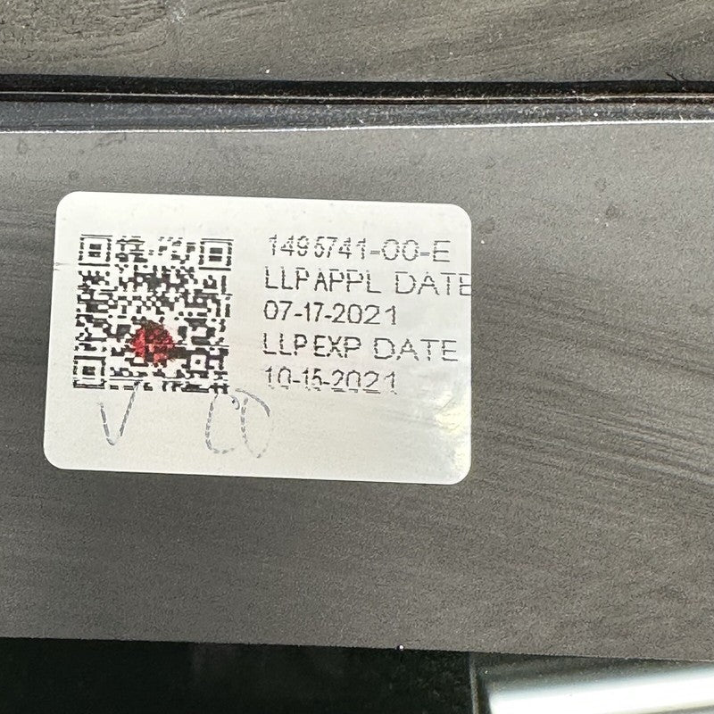 1495741-00-E TESLA MODEL Y QUARTER GLASS RIGHT REAR 2020 2021 2022 2023 OEM 1495741-00-E