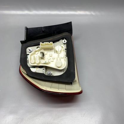 7154158 BMW 328 TAIL LIGHT RIGHT PASSENGER 7154158 2009 2010 2011 SEDAN LED OEM