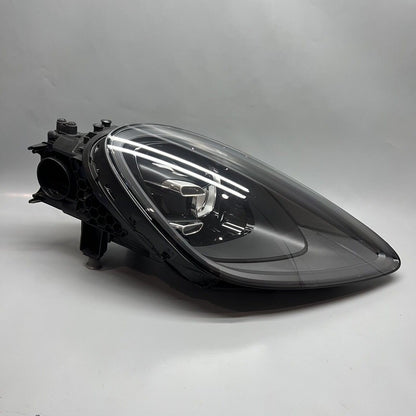 9Y0941032S PORSCHE CAYENNE GTS HEADLIGHT RIGHT PASSENGER 2019 2020 2021 2022 OEM 9Y0941032S
