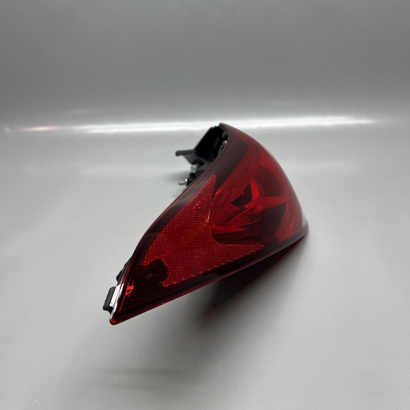 A1189067900 MERCEDES BENZ CLA45 AMG TAIL LIGHT LEFT CLA250 2020 2021 2022 2023 2024 2025 