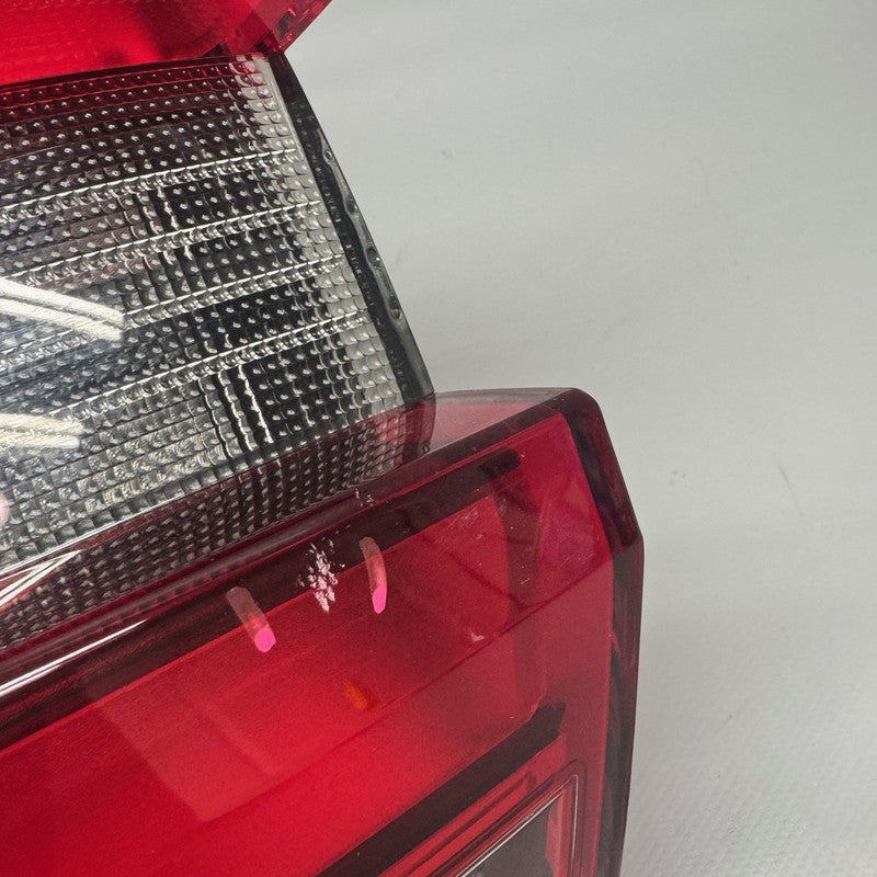 BMW X5 TAIL LIGHT LEFT DRIVER X5M 2019 2020 2021 2022 2023 OEM 3744226