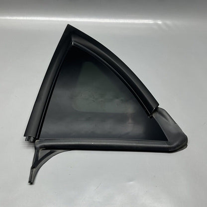 1673553-00-B TESLA MODEL Y QUARTER GLASS LEFT DRIVER 2020 2021 2022 2023 OEM 1673553-00-B