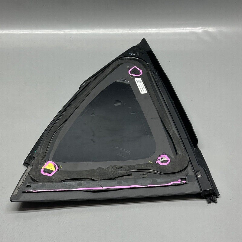 1495740-99-H TESLA MODEL Y QUARTER GLASS LEFT DRIVER 2020 2021 2022 2023 OEM 1495740-99-H