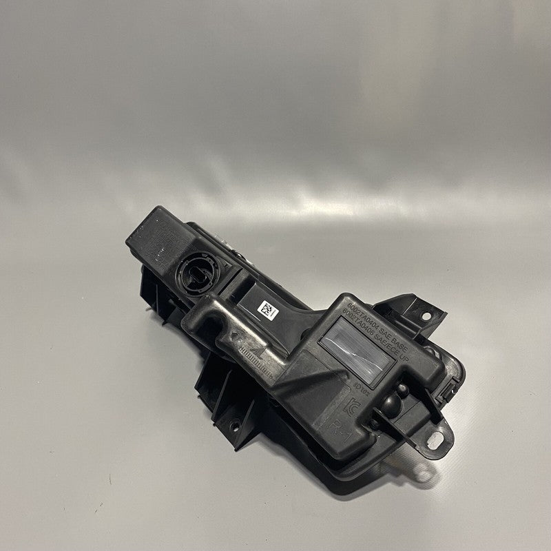TESLA MODEL 3 FOG LIGHT RIGHT PASSENGER 1077390-00-F 2017 2018 2019 20