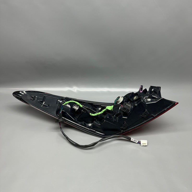 TOYOTA CAMRY TAIL LIGHT RIGHT PASSENGER 2021 2022 2023 HALOGEN OEM