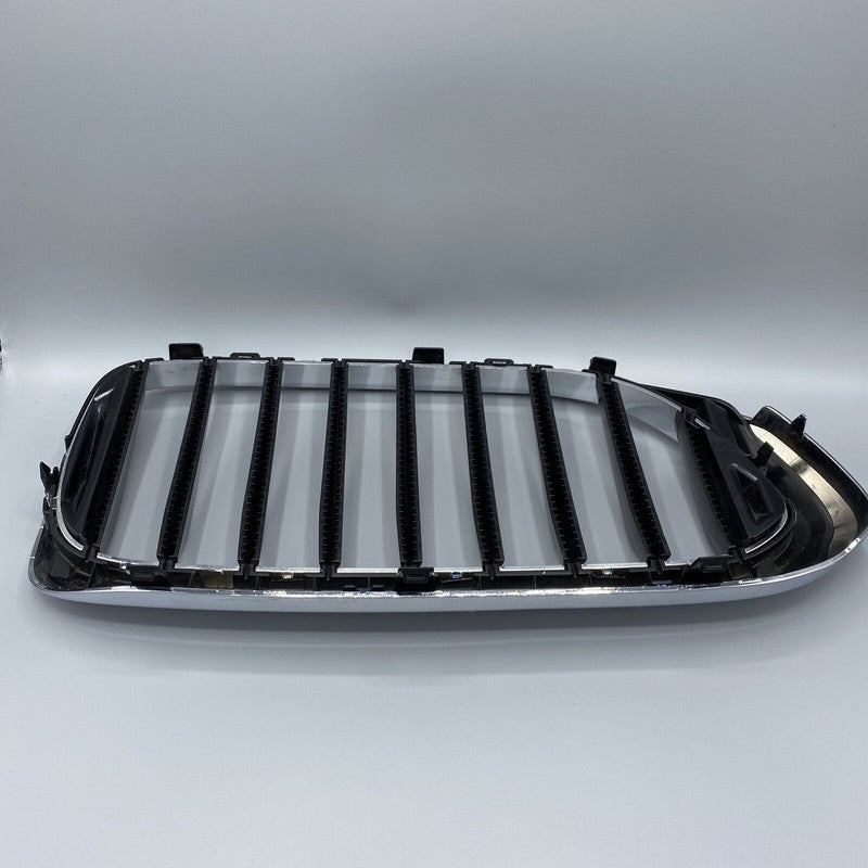 51137383519 BMW 530 G30 540 GRILLE LEFT SIDE 51137383519 OEM 2017 2018 2019 2020 