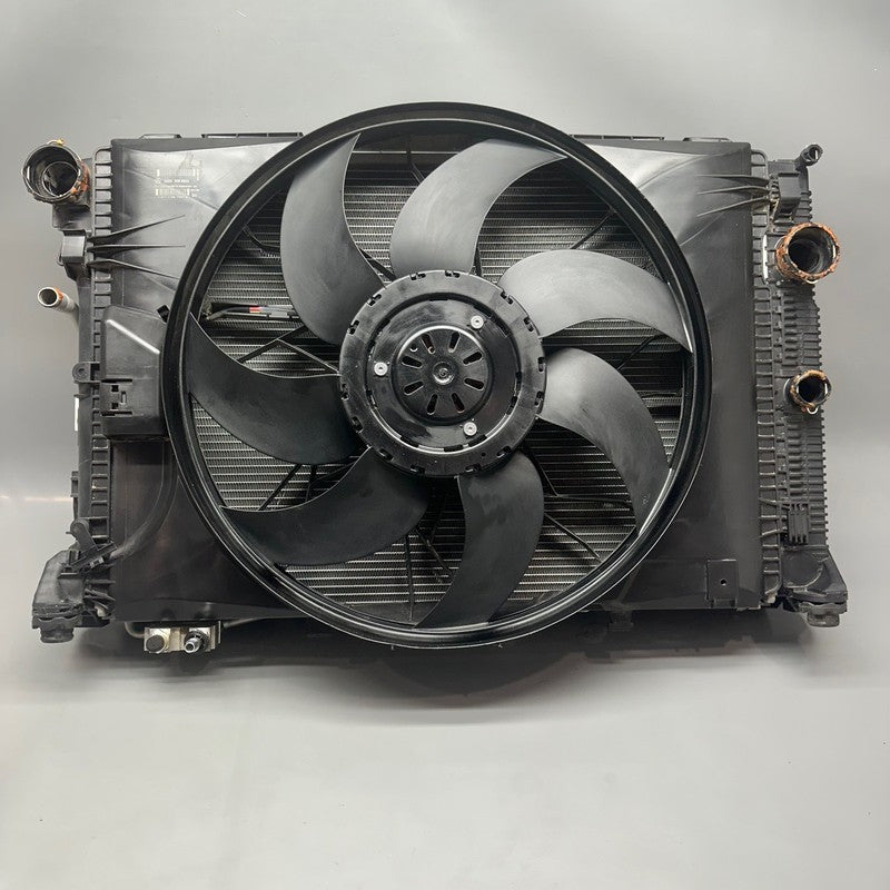 MERCEDES BENZ C250 COOLING RADIATOR FAN 2012 2013 2014 OEM A2049066802