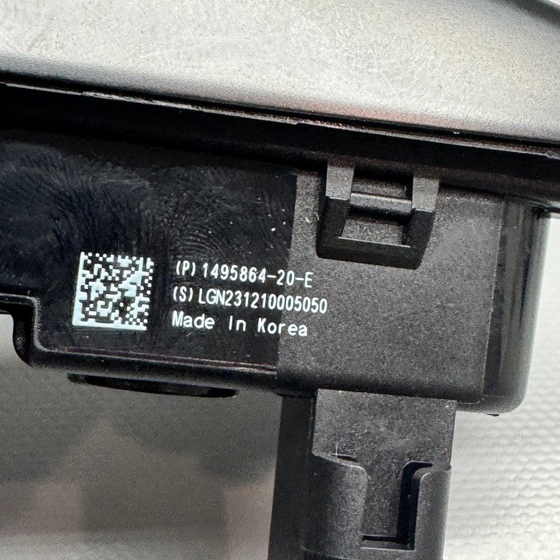 TESLA MODEL 3 Y FENDER CAMERA MARKER LEFT 2017 2018 2019 2020 2021 202