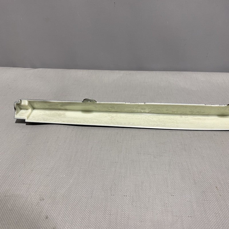 A1906940700 MERCEDES BENZ GT ORNAMENTAL TRIM LEFT A1906940700 OEM 